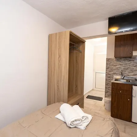 Apartman Ostrich Fíra